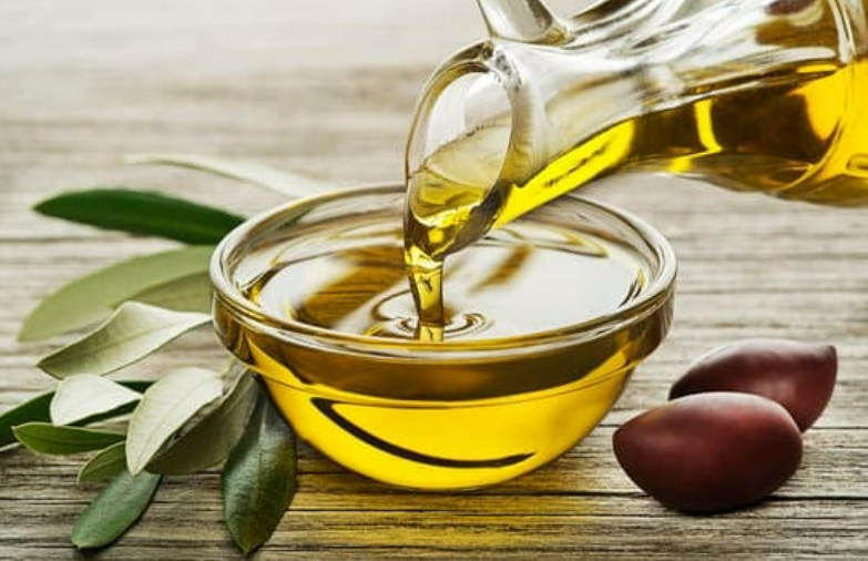 Un agricultor lanza una preocupante advertencia sobre el abastecimiento de aceite de oliva en los mercados debido a la sequía