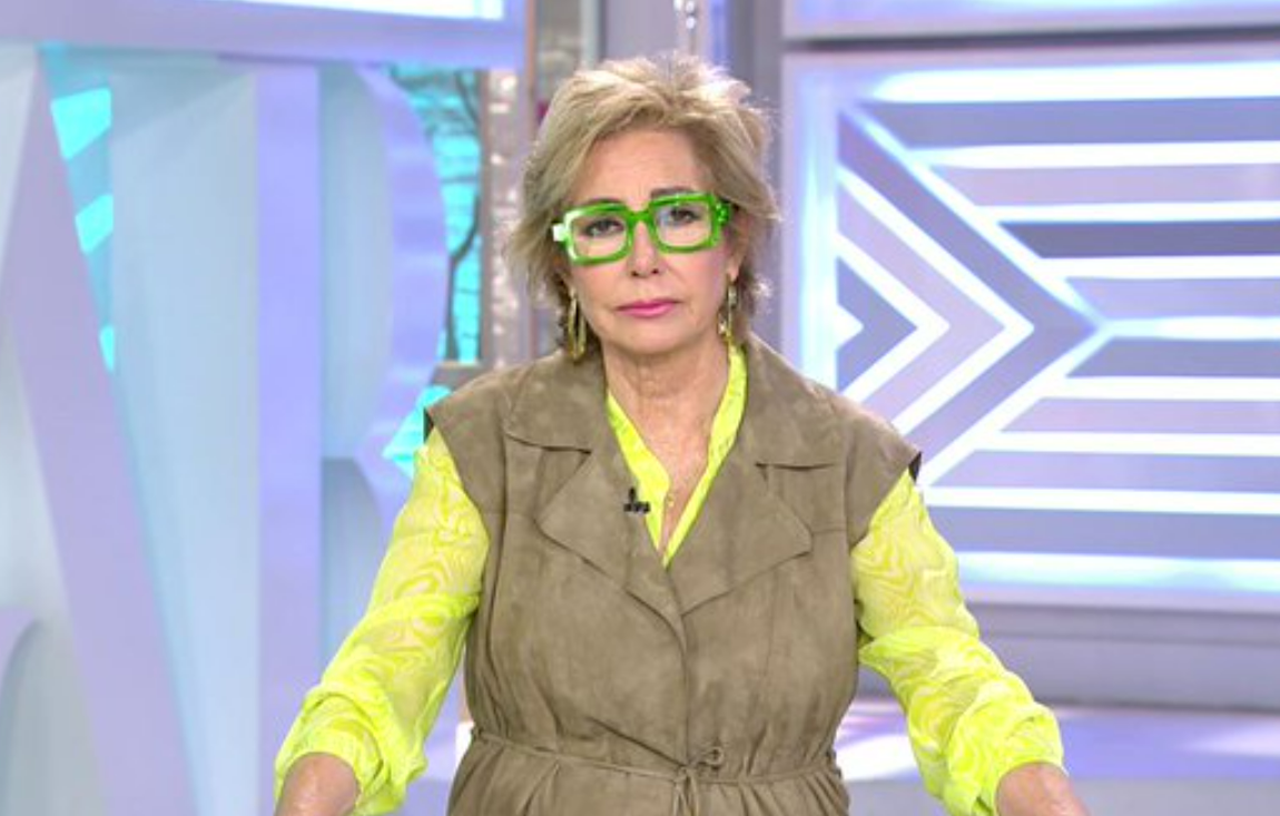 Los memes más tronchantes del último look de Ana Rosa: "Ha salido en la tele con esas gafas porque ha perdido una apuesta"