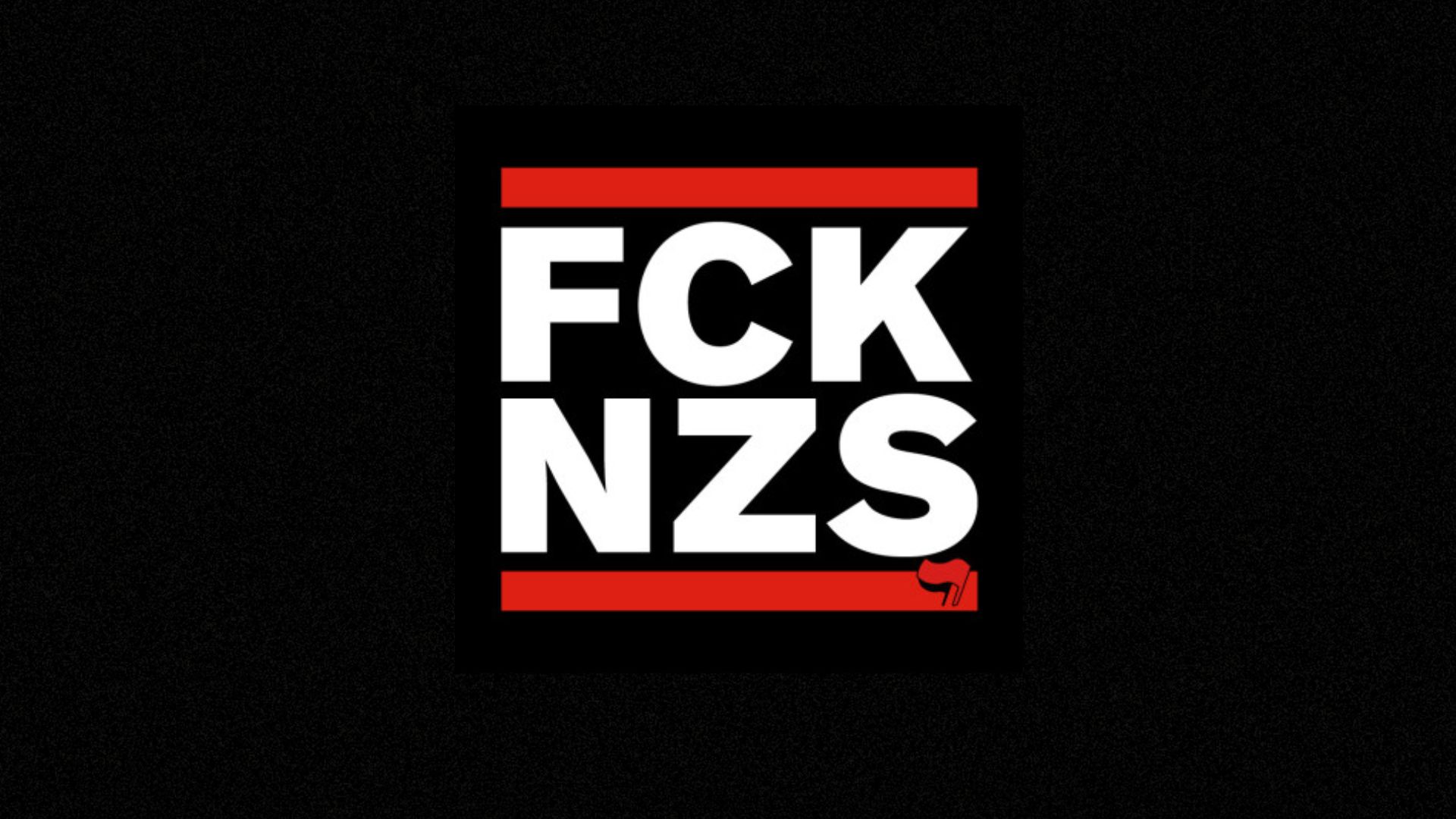 “FCK NZS”: 3.000 euros de multa a una aficionada de fútbol por mostrar una bandera antifascista