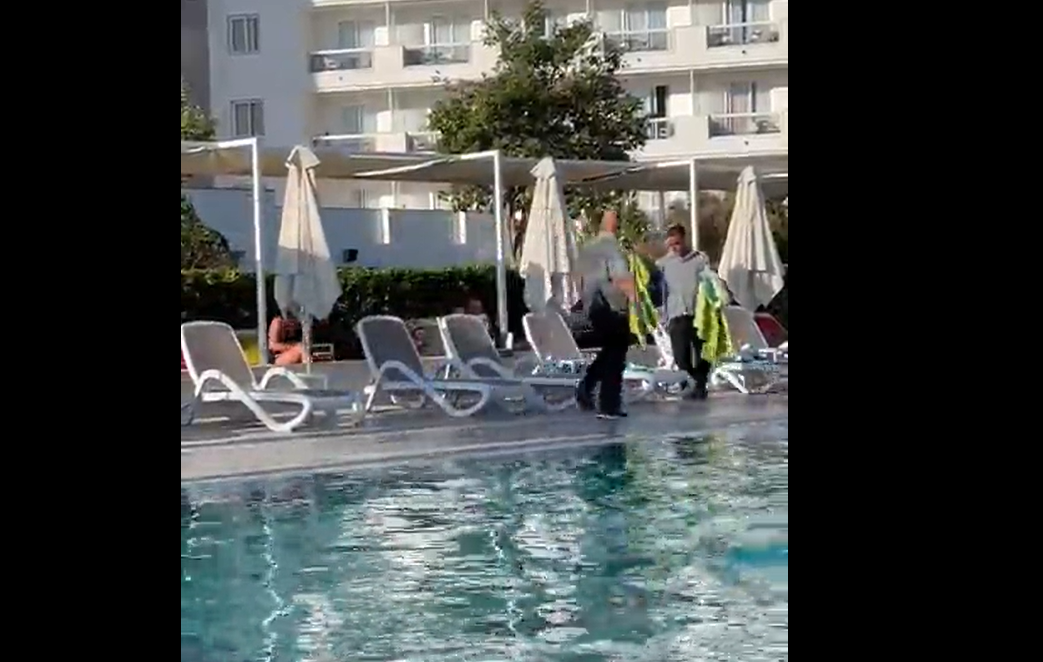 La inesperada venganza de un empleado de un hotel en Mallorca ante la reserva de hamacas
