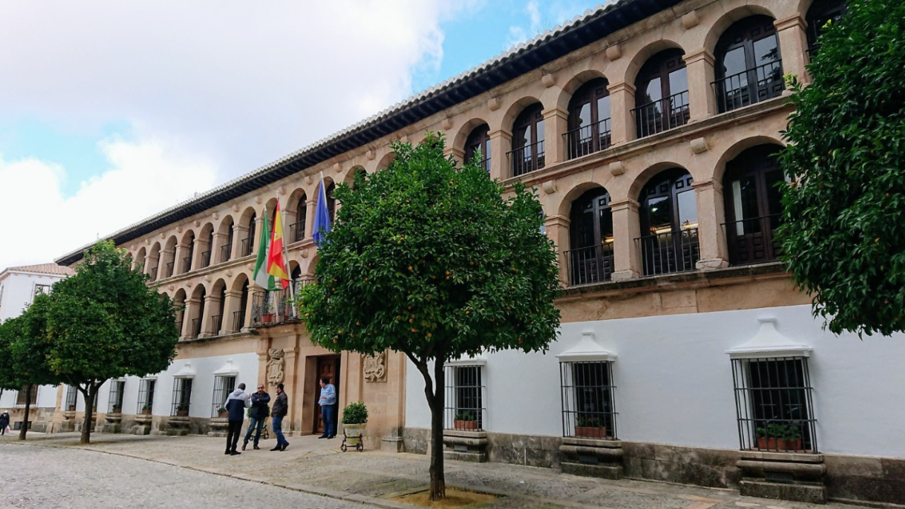 Escándalo de corrupción salpica al PP de Andalucía: cajas fuertes y dinero en sobres y bolsas