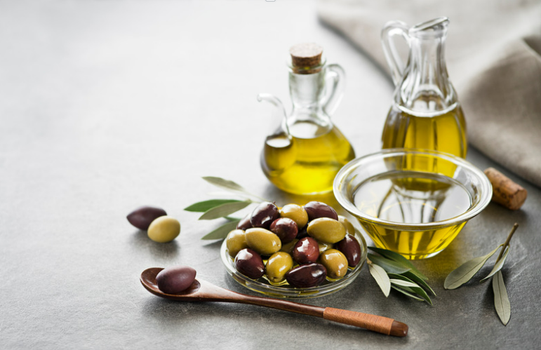 Precios del aceite de oliva fuera de control: el Gobierno reconoce su incapacidad de intervención