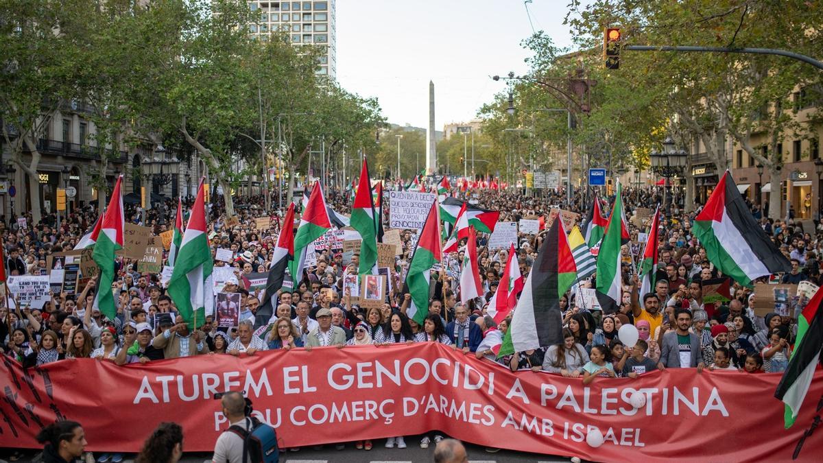 10.000 personas en Barcelona se manifiestan por Palestina