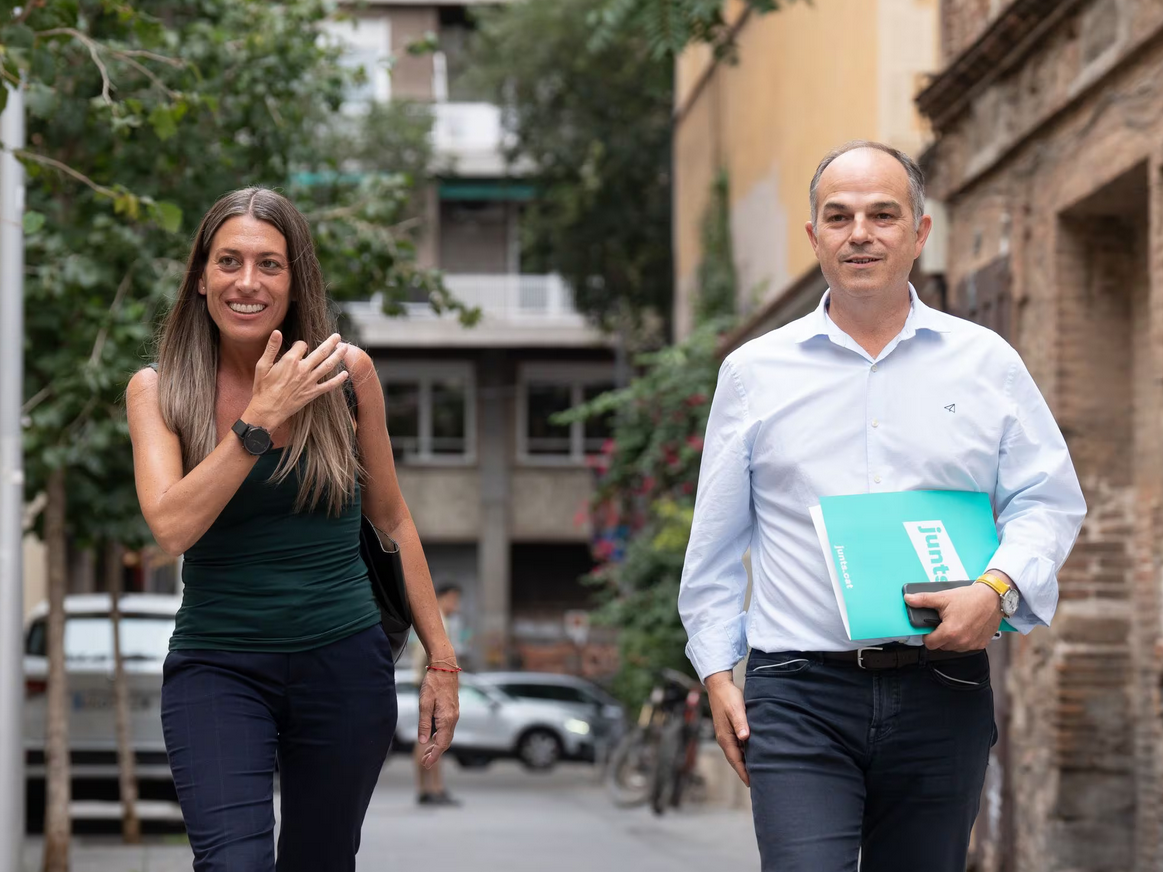 Junts se derechiza aún más: la dirección se alinea con los alcaldes que exigen la expulsión de inmigrantes delincuentes reincidentes