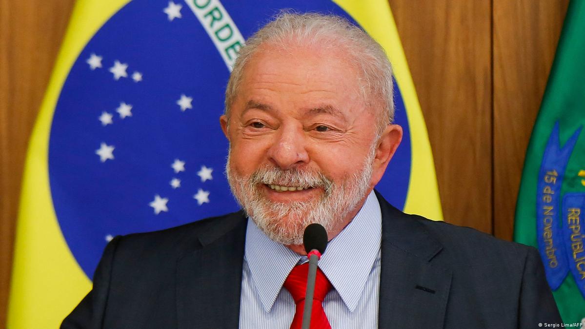 Lula da Silva critica la fianza de Dani Alves: "la dignidad no tiene precio