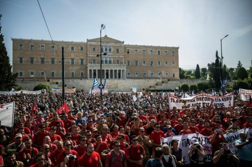 Grecia impone la jornada laboral de seis días: los trabajadores pagarán el precio de la reforma de Mitsotakis